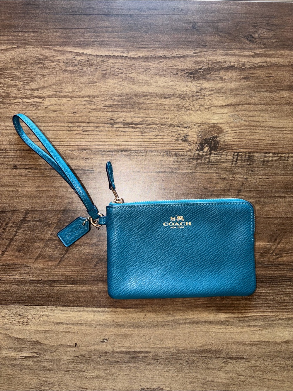 Authentic Coach Corner Zip Wristlet | Atlantic Blue Crossgrain Leather | F54626